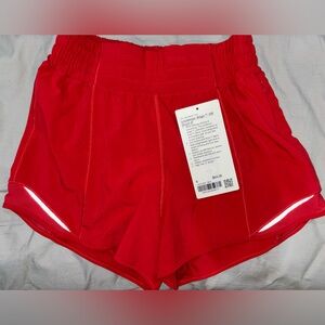 Brand new Lulu lemon align HR shorts 4 inches